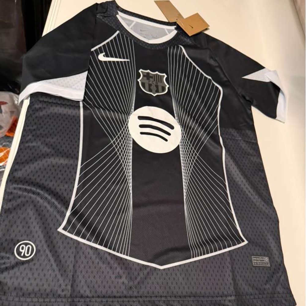 Barcelona Black and White Jersey Size M